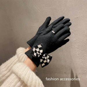  5{w `FbN  fB[X ؍ t@bV G 킢  k  [K] (T)