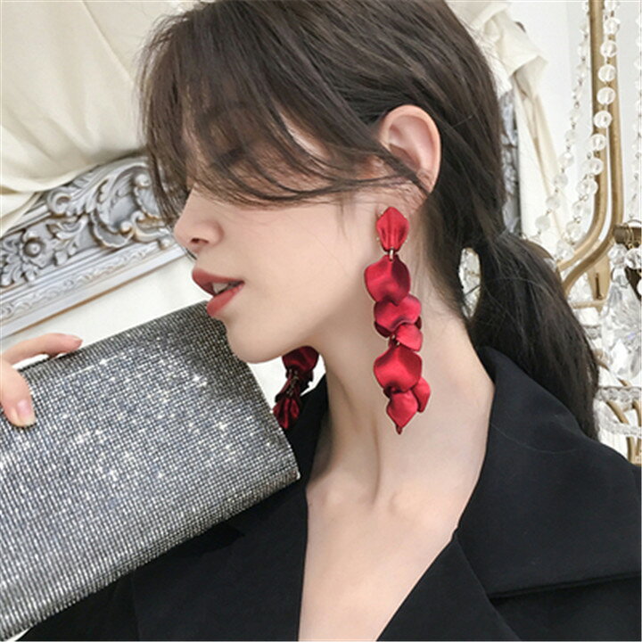 楽天市場 バラの花びら 誇張された 大きいイヤリング 女性 耳の宝石類 T グリンファクトリー
