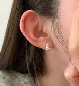 純銀ピアス 2024年新作 (T)