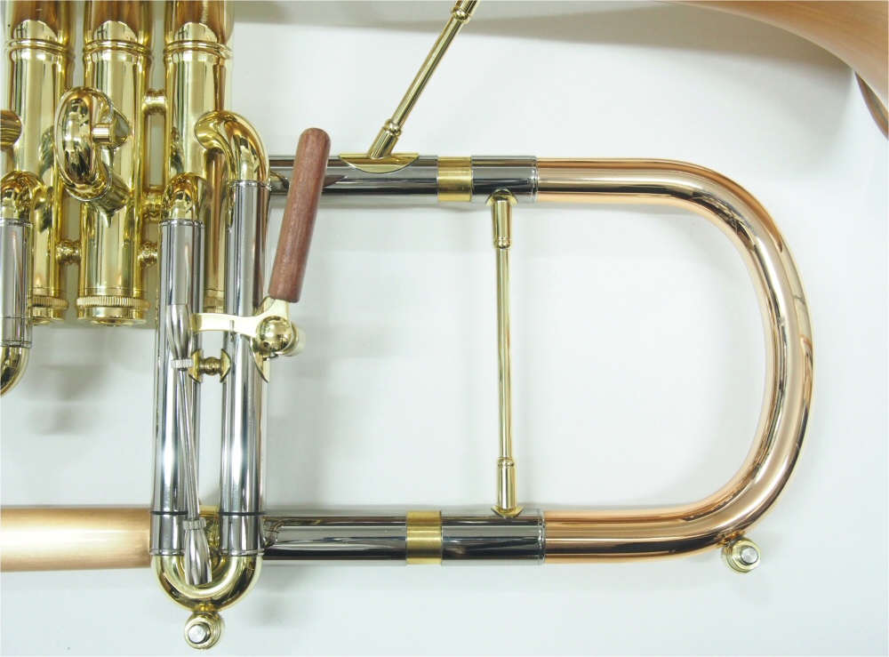 QueenBrass（クイーンブラス） フリューゲルホルン・レッドブラス・サテンラッカーベル仕上げ | 管楽器専門店 Groovin’ Trumpet