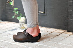 dansko/ダンスコINGRIDイングリッドBROWNブラウンコンフォート2WAYサボクロッグス【送料無料】