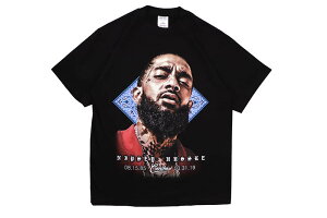 STREET WEAR SUPPLY R.I.P. NIPSEY HUSSLE T-SHIRT (BLACK)�X�g���[�g�E�F�A�T�v���C/�j�v�V�[�n�b�X��/�V���[�g�X���[�u�e�B�[�V���c/�u���b�N