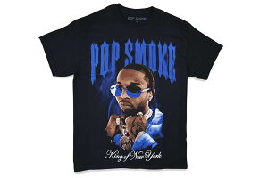POP SMOKE KING OF NEW YORK GRAPHIC S/S T-SHIRT (BLACK)|bvX[N/V[gX[ueB[Vc/ubN