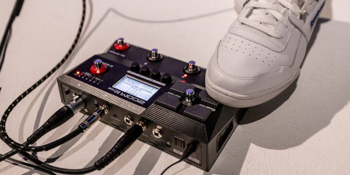 楽天市場】ZOOM B2 FOUR 新品 ベース用マルチエフェクター[ズーム 