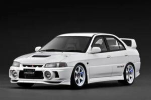 1/18 Mitsubishi LANCER EVOLUTION IV (CN9A) White IG3782 �����i�~�j�J�[