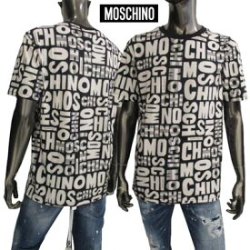 モスキーノ MOSCHINO メンズ トップス Tシャツ 半袖 setup可(ボトムス別売り) ロゴ 総柄マルチMOSCHINOロゴデザイン入りTシャツ ブラック A1910 8116 1555 (R22000) 221 春夏新作 【送料無料】 【smtb-TK】