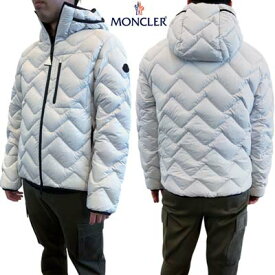 モンクレール MONCLER メンズ アウター ダウンジャケット STELIERE アーム部分ロゴワッペン・サイド/チェスト部分ジップポケット付き波柄ダウンジャケット ライトグレー 1A00020 596K7 90D (R273900) 421 2024年春夏新作 【送料無料】 【smtb-TK】