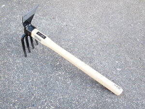 ■播州三木産 高級手打 鍛造 四本爪イカ型鍬 (N102) 390mm柄 片手 山林用 農業 園芸 くわ クワ