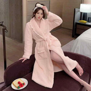 piCgKE R[ t[X iCgKE fB[X H~ iCghX O hX N  tl oX[u pW} z[EFA