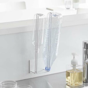  R }OlbgO[uz_[ ^[ zCg 1522 / ubN 1523 tower Lb`  VN S   uꏊ