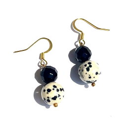 ピアス オニキス 天然石 金属アレルギー対応 天然石 大人可愛い 大人女性 大人っぽい 落ち着いた おしゃれ お洒落 かっこいい 両耳用 パワーストーン 素敵 フック 30代 40代 50代 ゆれる 揺れる ぷっくり 送料無料 デイリー