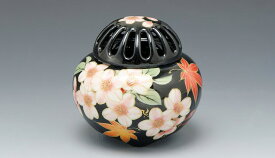 京焼/清水焼 磁器 香炉 黒塗雲錦 木箱入 Kyo-yaki. Japanese ceramic Koro incense holder. Black unkin.