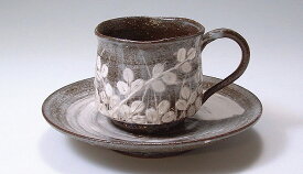 京焼/清水焼 陶器 珈琲碗皿 萩がさね 紙箱入 Kyo-yaki. Coffee teacup and saucer hagigasane. Paper box. Ceramic.