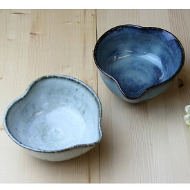 萩焼 ハート中鉢ペア 清玩作 化粧箱入 Japanese ceramic Hagi-ware. Set of 2 heart shaped small bowls.