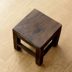 木製スツール アンティーク風 子供椅子 天然木 イス いす アジアン家具 ベビーチェアー ベビースツール 玄関椅子 角スツール シンプルスツール 木製花台 フラワースタンド レトロ スクエア