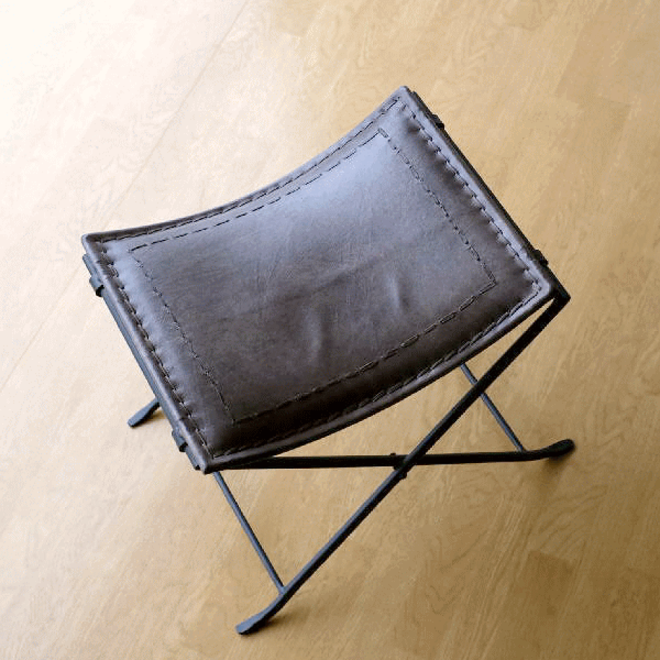 楽天市場 | ギギliving - 本革スツールの経年変化が生む風合いと