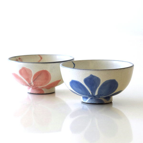 楽天市場 お茶碗 ごはん茶碗 おしゃれ 可愛い 陶器 日本製 瀬戸焼 花 デザイン ご飯茶碗 花音2カラー ギギｌｉｖｉｎｇ