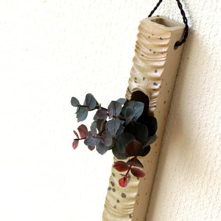 楽天市場 壁掛け花瓶 花器 陶器 一輪挿し 信楽焼き 日本製 角柱掛花入れ 面取り白 花瓶 和風モダン インテリア ベース 花入れ 陶器 一輪挿し 花器 陶器 花器 フラワーベース 和雑貨 花瓶 花入れ 和モダン 壁掛けベース 一輪挿し 陶器 花器 花瓶 和陶器掛け花 五 ギギ