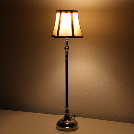 テーブルランプ おしゃれ ライト スリム ベッドサイドランプ ロング サイドテーブル シンプル 寝室 照明スタンド 間接照明 エレガント クラシック クラシックなテーブルランプ D