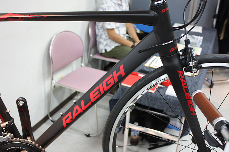 クロスバイク　ラレー　Raleigh RF-7 自転車本体 自転車 スポーツ・レジャー 今季ブランド