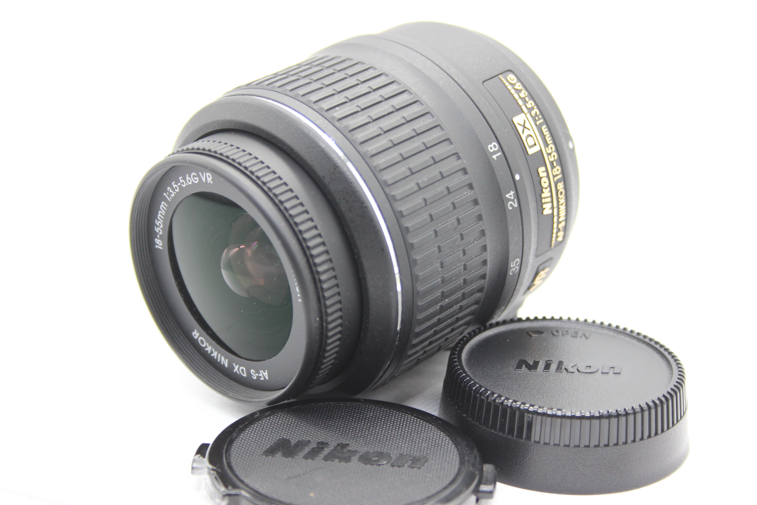 【返品保証】 ニコン Nikon DX AF-S NIKKOR 18-55mm F3.5-5.6 G VR 前後キャップ付き レンズ s540