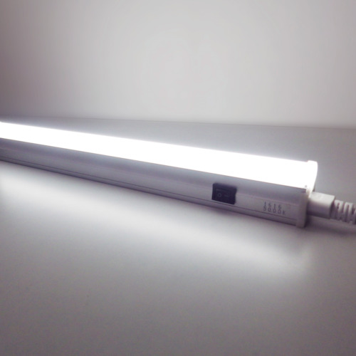 トライト LEDシームレス照明 L1200 5000K スイッチ付/TLSML1200NA50F-SW/業務用/新品/小物送料対象商品のサムネイル
