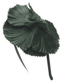 【カチューシャ】リュイ［プリーツ 花 大きめ 細身 細め ブラック 黒 パーティ ヘッドアクセ ヘアアクセサリー ヘアアクセ 髪飾り］