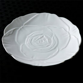 【クーポン配布中】ローゼ 薔薇 ディナープレート 27cm ホワイト プラチナライン// 美濃焼 食器 皿 お皿 大皿 盛皿 パーティー皿 ディナー皿 パスタ皿 花柄 バラ かわいい エレガント おしゃれ 買いまわり