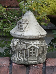 K[fjO K[f G݁wEnglish Welcome Mushroon Housex