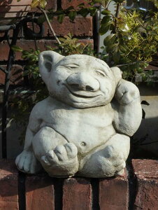 ガーゴイル グレムリン イングリッシュ 英国 ガーデニング ガーデン魔除けグッズ ストーン製 送料無料【花遊び】『English Monster・A』