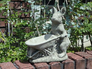 �K�[�f�j���O �K�[�f�� �G�݁wEnglish Rabbit Cargo�x