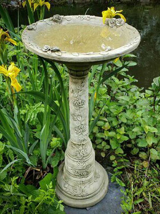 ガーデンオーナメント 置物 バードフィーダー スタンド 180cm 鳥かごスタンドの通販 | 花・ガーデニングの価格 Queeningetレジンアンティーク屋外鳥かごガーデンバードバスフィーダーヴィンテージコードアートバードラック屋外ガーデン像芝生の