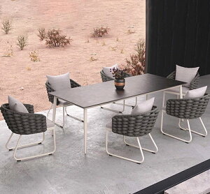 VvȉO̕ʑ̃e[uƈ֎qK[f̌yґȊ̃e[uO̖hĂh~̃W[ٕ҂݂̃\t@ł