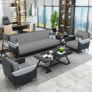 ȖȌIȃItBX\t@̉ڃrWlXItBXk3l̃\t@e[ȗgݍ킹łB