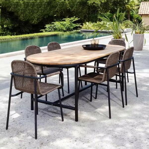 O̕ʑٕ҂݂̃e[uƈ֎qhĂh~k̃VvȃfUCÕW[̃_CjO`FAƋł