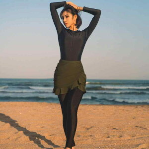 水着 レディース 体型カバー ワンピース 長袖 ロングパンツ ショートスカート 3点セット 前ファスナー ジップアップ 露出控えめ 胸パッド入り ナイロン 無地 シンプル リゾート プール 春夏