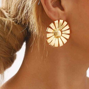 ピアス レディース 女性用 夏 ひまわり フラワー 幾何学模様 レトロ 個性的 大ぶり トレンド ゴールド シルバー 金属製 電気メッキ加工 エレガント 普段使い おしゃれ