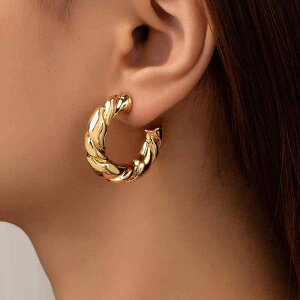 ピアス レディース 欧米風 フレンチスタイル 大ぶり 存在感 レトロ ヴィンテージ 金属製 合金 電気メッキ加工 ツイスト ねじり 編み込み C字 サークル フープ 円形 星 スター 個性的