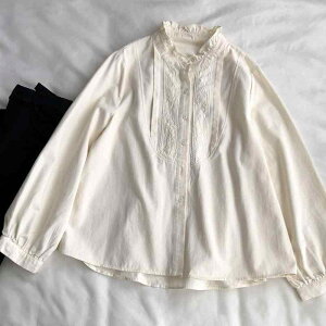 シャツ ブラウス レディース 和風 上品 レトロ ピーチスキン コットン 起毛素材 フリル襟 ラッフルカラー 刺繍 レース 長袖 ゆったり ルーズシルエット アイボリー 春秋 通勤 オフィス カジ