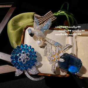 ブローチ レディース オウム フラワー ロイヤルブルー 大粒 ジルコニア 18K金メッキ 高級感 フレンチレトロ アクセサリー ギフト フォーマル