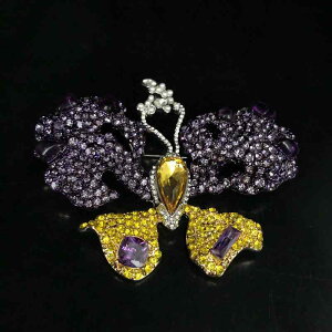 ブローチ レディース ヴィンテージ 宮廷風 クラシック 蝶々 バタフライモチーフ 銅製 ラインストーン キラキラ 高級感 エレガント おしゃれ ピンブローチ フォーマル 普段使い