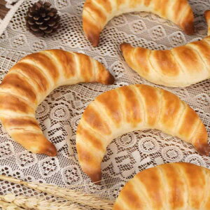 食品サンプル ソルトブレッド ゴールデンクロワッサン フェイクフード 模型 ベーカリー 店舗ディスプレイ リアル オブジェ PU素材 ホワイト インテリア 撮影小物 ヨーロピアン(x2)