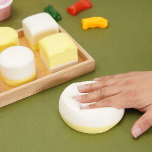 スクイーズ バイカラー パン 低反発 ストレス解消 もちもち 食パン トースト PVC素材 複数形状 選べるカラー 指先遊び 癒しおもちゃ(x5)