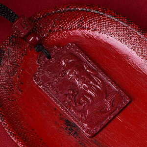 ペンダント 男女兼用 天然 辰砂 紫金砂 武神 関羽像 開運 お守り 運気上昇 厄除け カップル ペア DIY ネックレスチャーム(x2)
