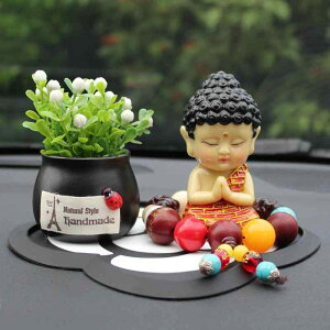 置物 かわいい 禅風 癒し系 小坊主 仏像 ユニーク 車内用 卓上用 デスク リビング ホーム インテリア 樹脂製 工芸品 オブジェ