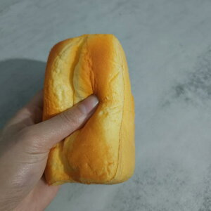 食品サンプル スクイーズ 子供用 食パン フェイク 低反発 香り付き ストレス解消 癒しトイ 本物そっくり もちもち ふわふわ ミニサイズ 指先遊び