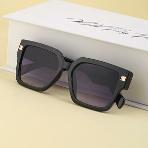 TOX fB[X  g XNGA t[ UV400 UVJbg PCf y Ό hCu AEghA ނ s gh  ACEFA ubN uE O[