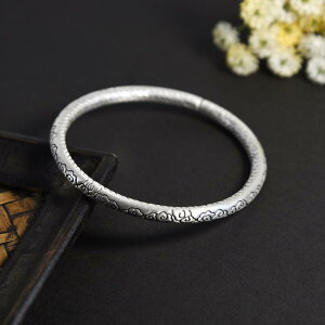 バングル メンズ 男性向け レトロ アンティーク調 八卦文様 如意文様 銀メッキ ソリッド 丸型 オープンタイプ フリーサイズ 万能 カジュアルスタイル