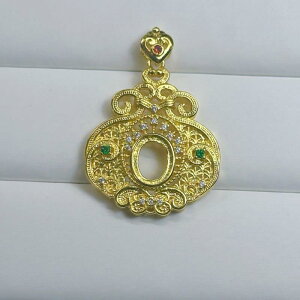 アクセサリーパーツ 新中華風 翡翠ペンダントトップ 砂金細工 透かし彫り フィリグリー 福禄如意チャーム 福文字空枠 銅製 電気メッキ加工 縁起物