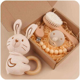 ベビー おもちゃ 赤ちゃん 幼児 キャラクター ラトル 歯固め 歯ぐきブラシ おしゃぶりホルダー シリコン ブナ材 ライオン うさぎ ぞう くま 4点セット